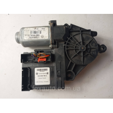 Моторчик склопідйомника передній правий оригінал Vw Touran 1K0959792C