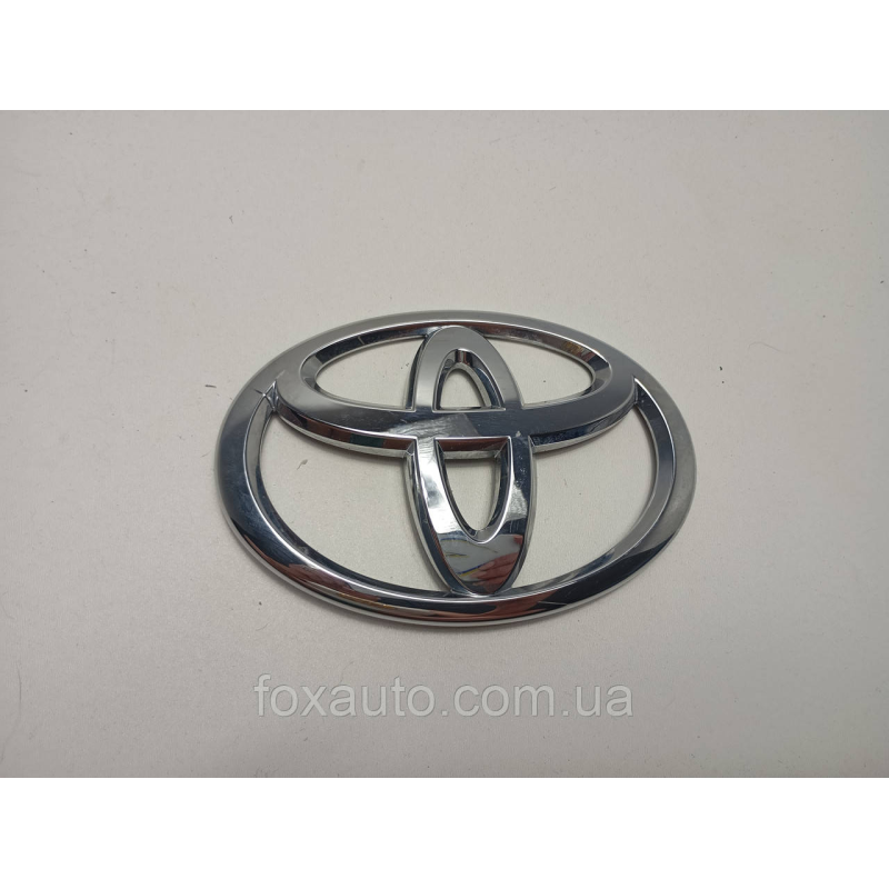 Передний значок  Toyota Land Cruiser  оригинал 90975-02182