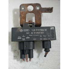 Регулятор оборотов охлаждающий вентилятор Golf Polo 1J0919506M