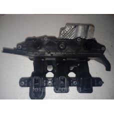 Крышка коллектора Fiat Talento 118301003R