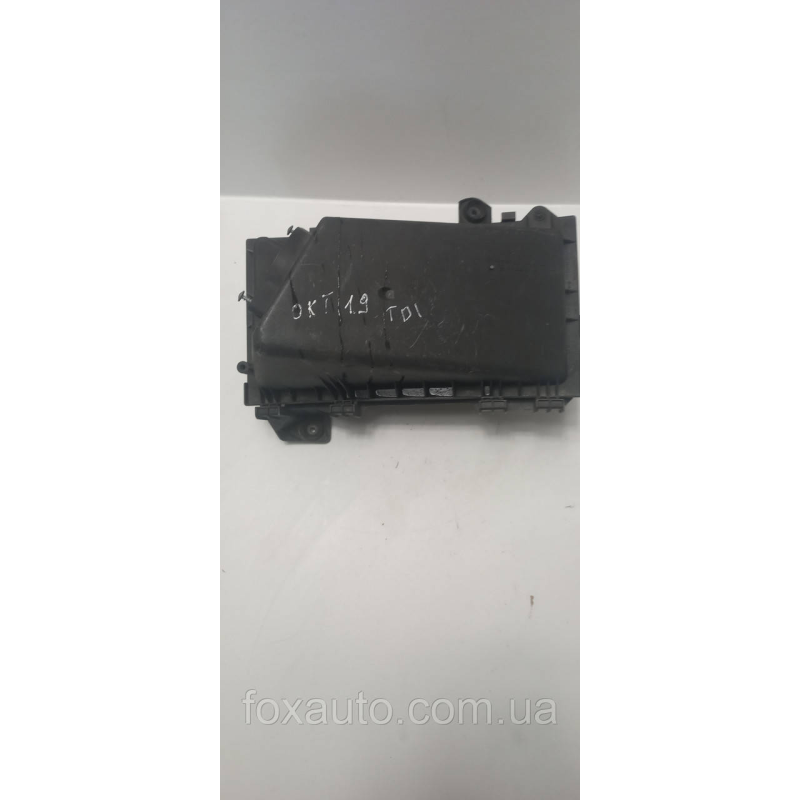 Корпус Воздушного фильтра Skoda Octavia TUR 1.9 1J0129607AE