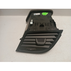 Дифлектор обдува салона Opel Zafira C оригінал Y110483110C