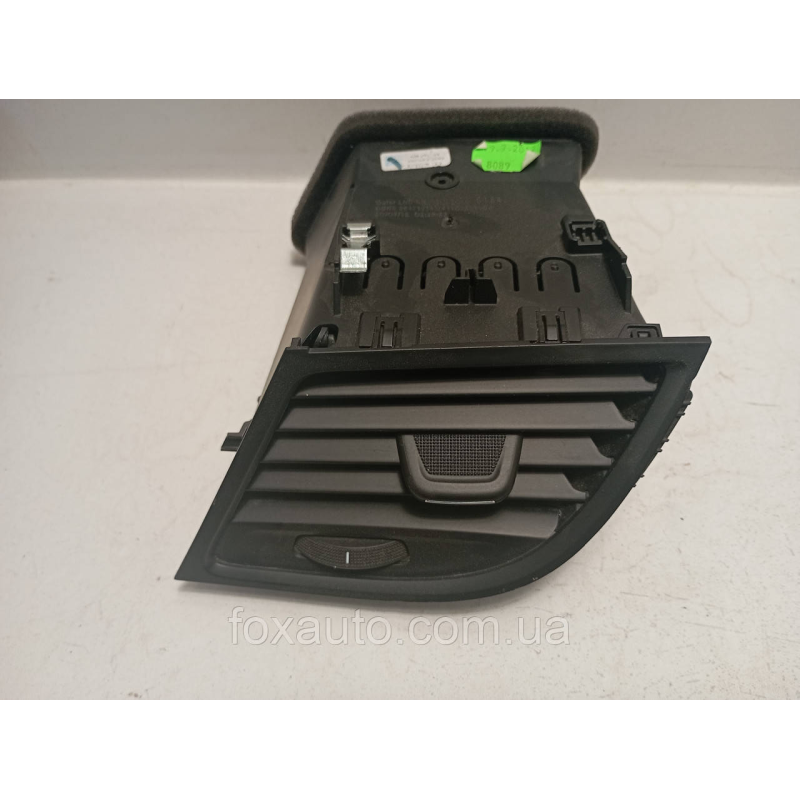 Дифлектор обдува салона Opel Zafira C оригінал Y110483110C