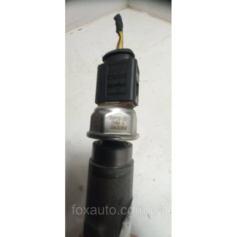 Датчик тиску палива VAG 03l906054A