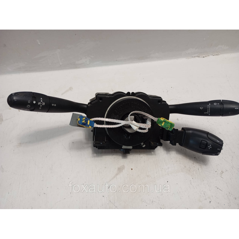Переключатель Поворота Peugeot/Citroen 96605597XT
