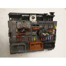 Блок запобіжників оригінал  Peugeot/Citroen 9667044980 R02