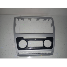 Накладка оригінал Skoda Octavia YX-1CZ