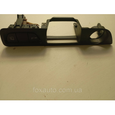 Корпус кнопок торпеди оригінал Peugeot 508 9686450377