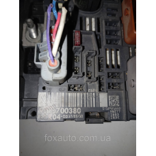 Блок предохранителей оригінал Peugeot/Citroen 9666700380 R-04