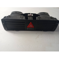 Дифлектор обдува салона оригінал Skoda Octavia 1U0820951